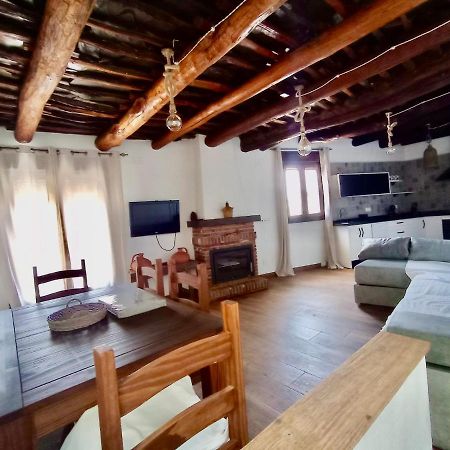 Casa De Las Nieves Pitres المظهر الخارجي الصورة